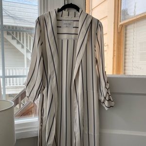 Aritzia(Babaton) Long Robe